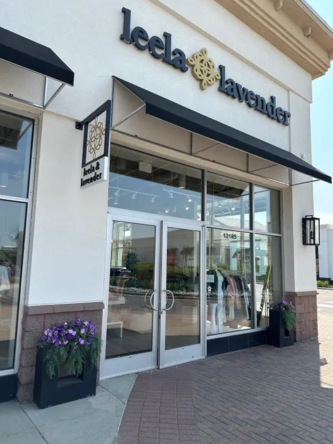 Leela & Lavender Maple Grove