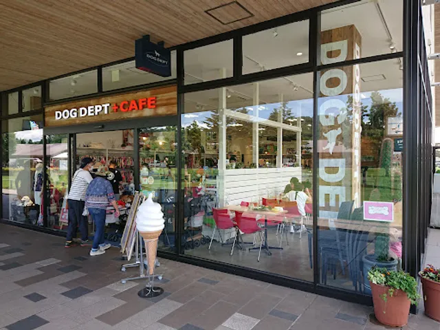 DOG DEPT + CAFE