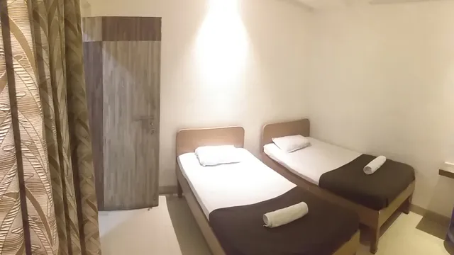 Hotel Ashirwad Lodge