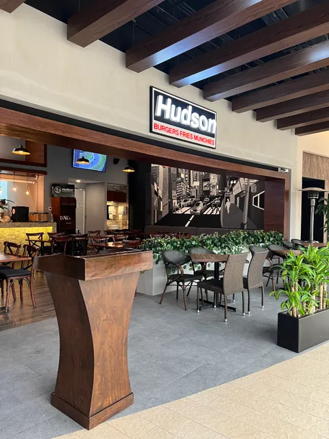 Hudson® Burgers - Solesta