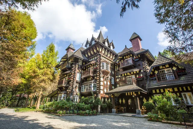 森堡萊夫莊園 Senboard Manor