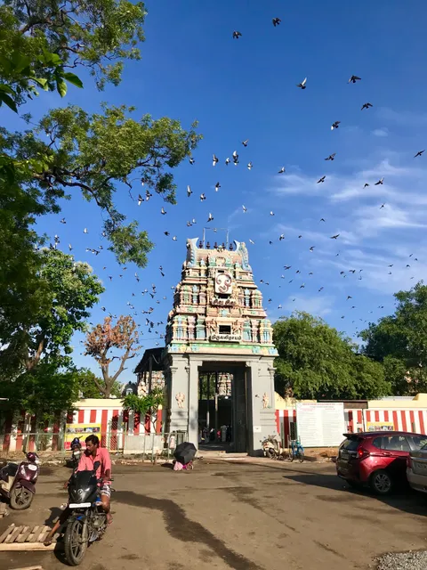 Sri Thiruvaleeswarar Temple, Padi (Guru Sthalam)