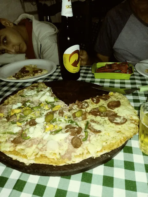 Pizzaria Lenha e Cia