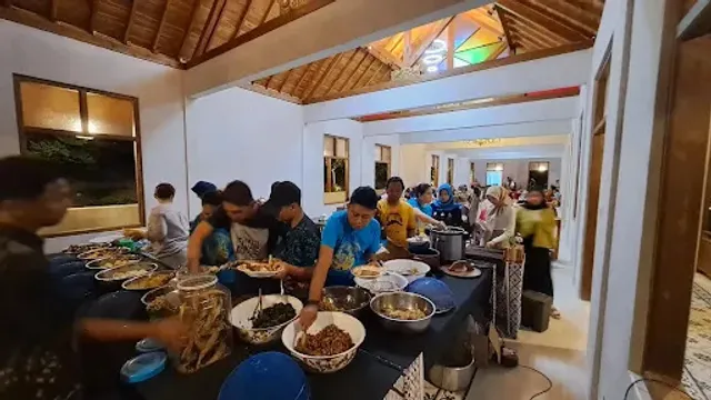 Kopi Panggang Dan Resto