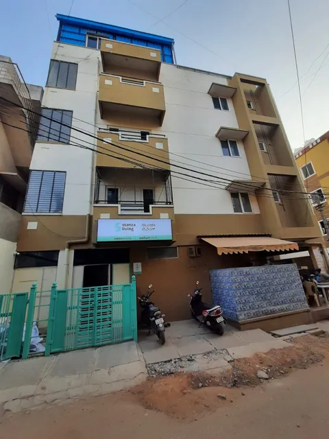 Stanza Living Fargo House | PG for Males near Mathikere