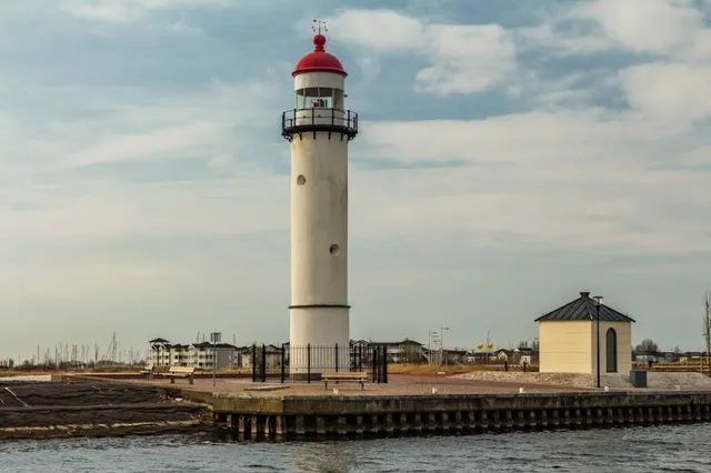 Hellevoetsluis Lighthouse