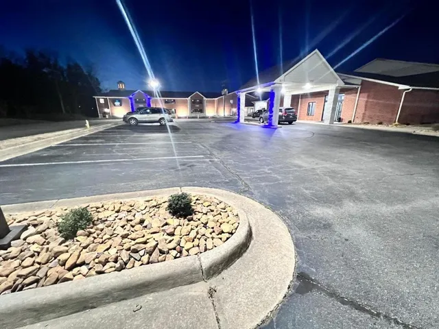 Clarion Pointe on the lake Clarksville-South Hill West