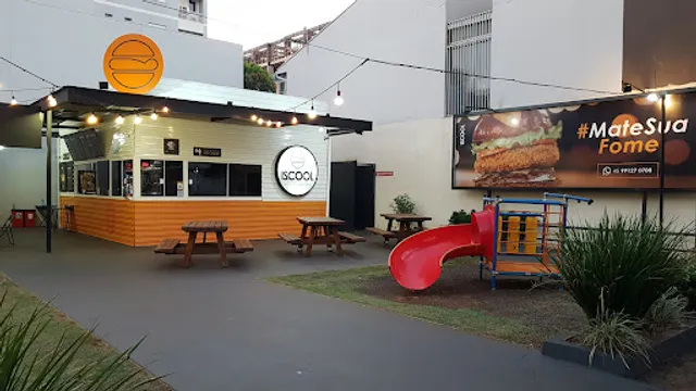 Iscool Burgers