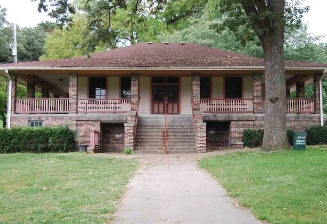 Hanscom Park Pavilion