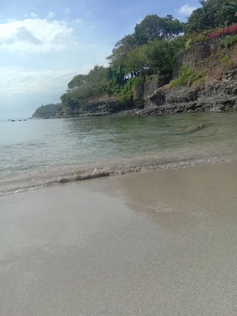 Tony Alunan White Beach