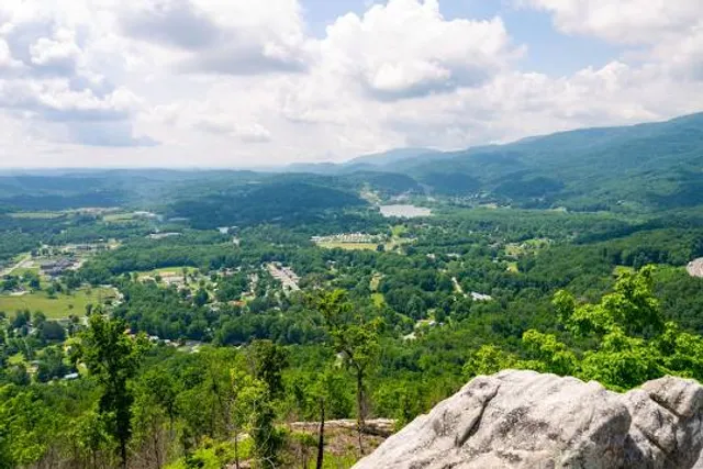 Devil's Racetrack Overlook