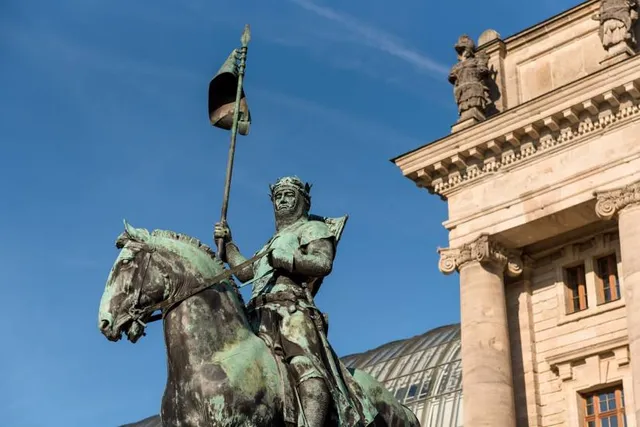 Kriegerdenkmal im Hofgarten