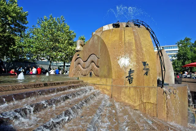Weltkugelbrunnen Wasserklops