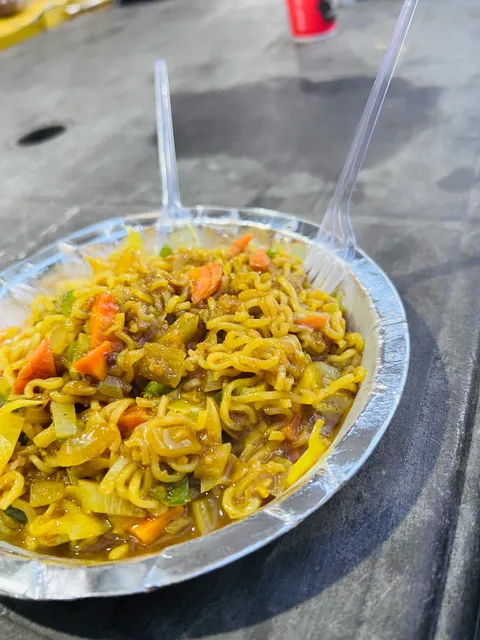 Patnitop Famous Food Point Thakur Kaladi Kulcha