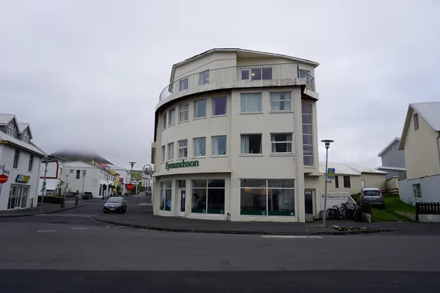 Westman Islands Inn