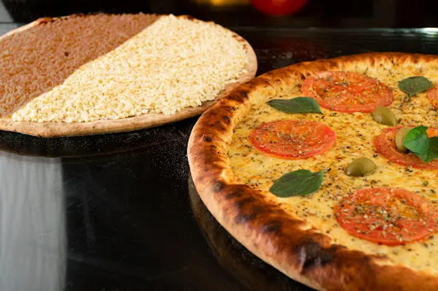 Pizzaria Quatro Queijos