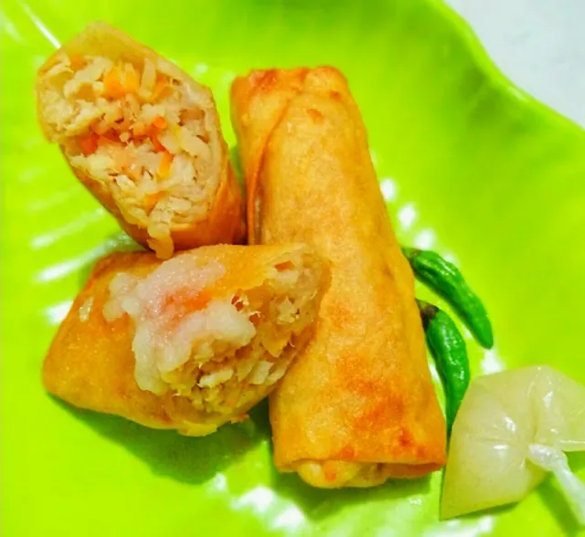 Lumpia Bu Ning(꧋ꦭꦸꦩ꧀ꦥꦶꦪꦧꦸꦤꦶꦁ)