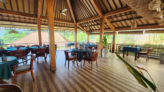 Dedhari Restaurant by Alamdhari Resort