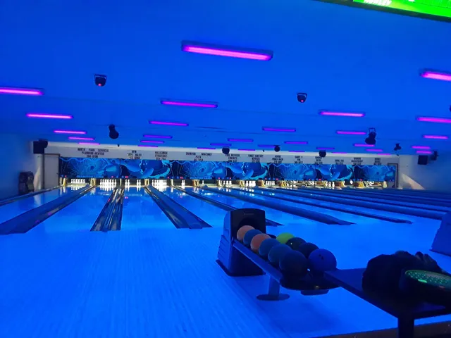 Champion Lanes