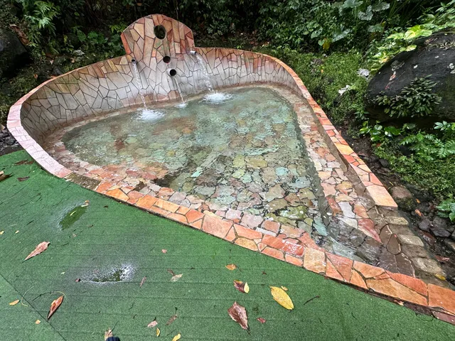 Bains des Amours- Bain de Dolé