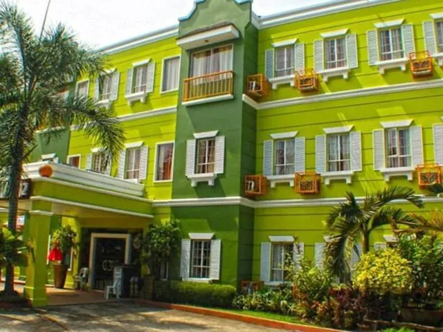 Hotel Camila 2