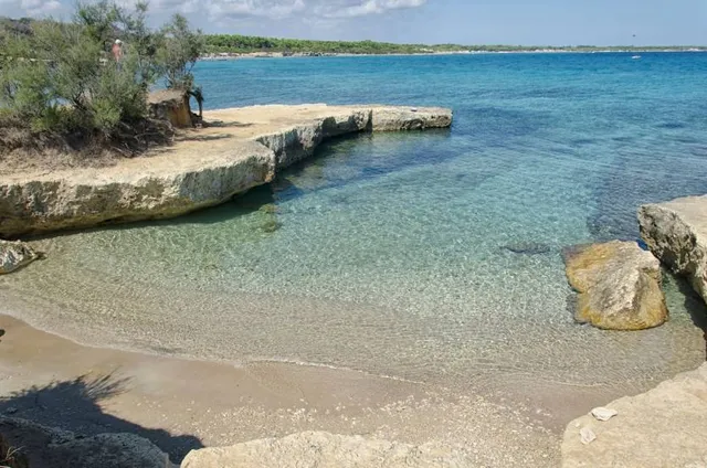 Spiaggia dei Porticeddhri
