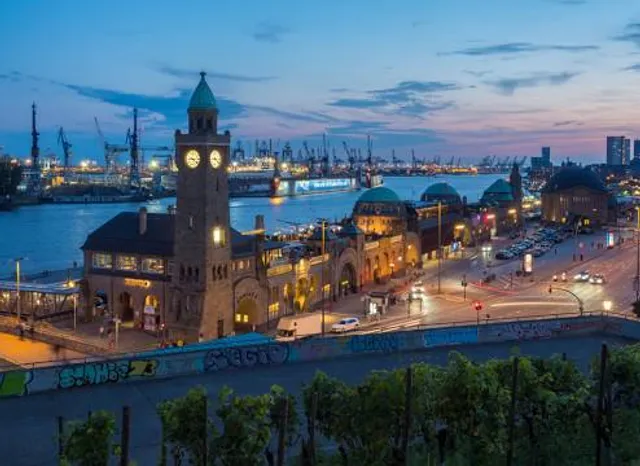 St. Pauli Piers