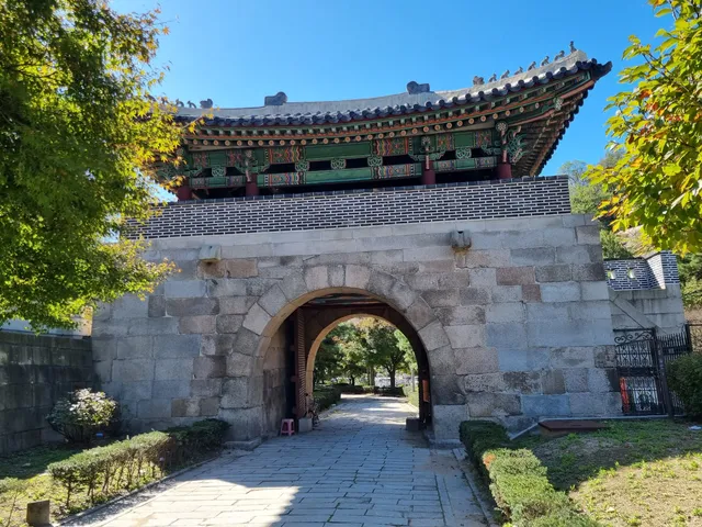Hongjimun Gate and Tangchundaeseong Fortress