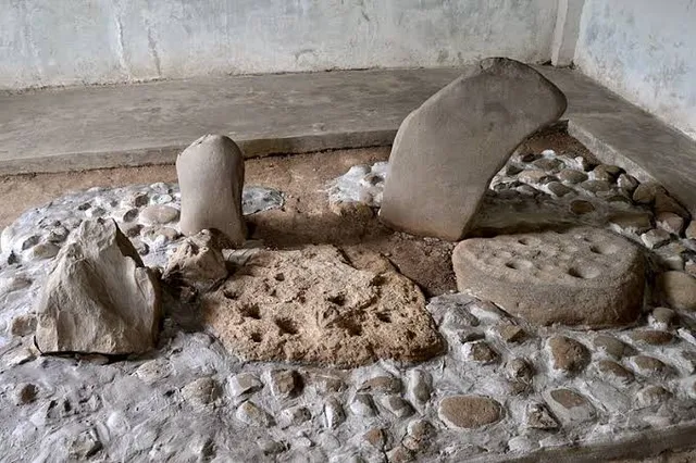 Situs Batu Dakon ᮞᮤᮒᮥᮞ᮪ ᮘᮒᮥ ᮓᮊᮧᮔ᮪