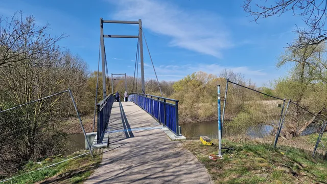 Leinebrücke (Radweg & Fußweg)