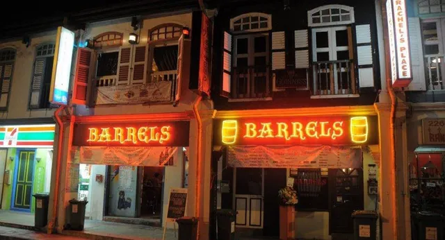 Barrels British–Indian Bistro, Buona Vista