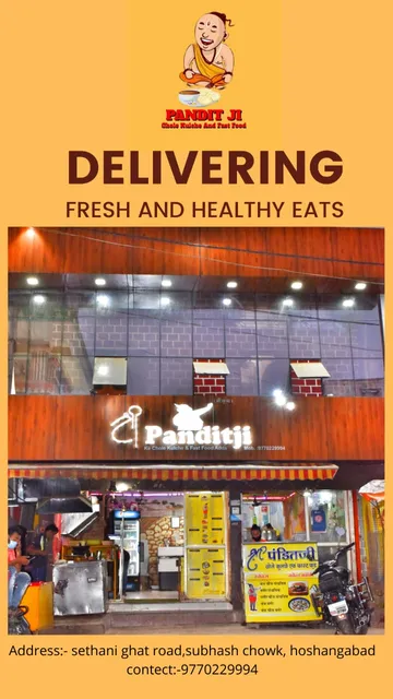 Panditji ke Chole Kulche