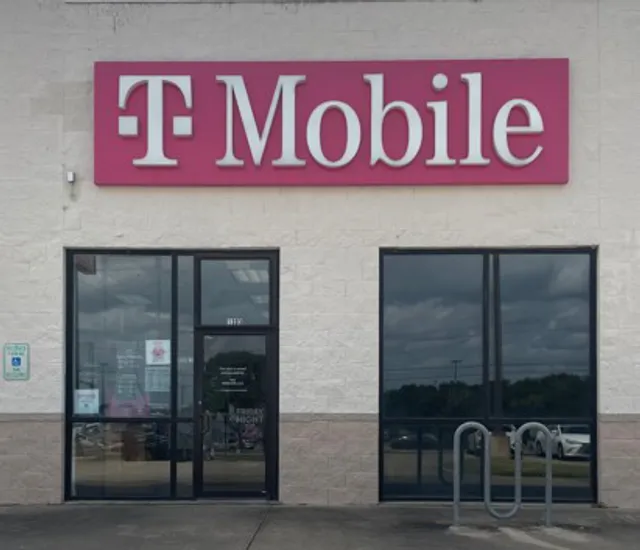 T-Mobile Authorized Retailer