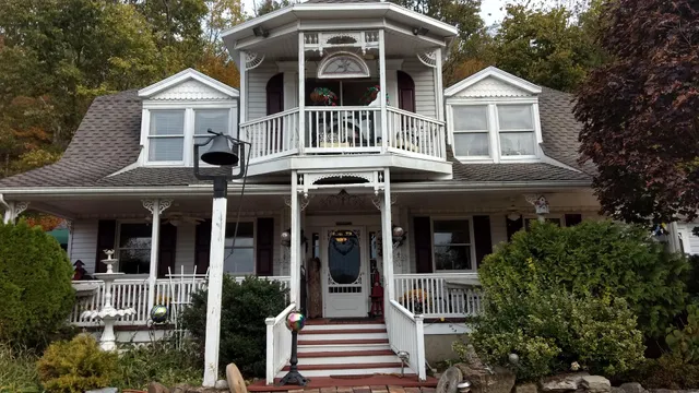 Caroline's Bed And Breakfast