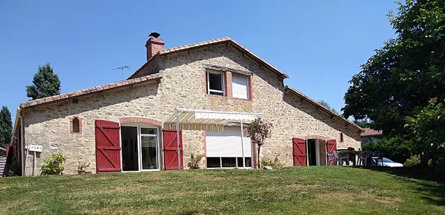 Les Trois Geais gîte - chambres d'hôtes