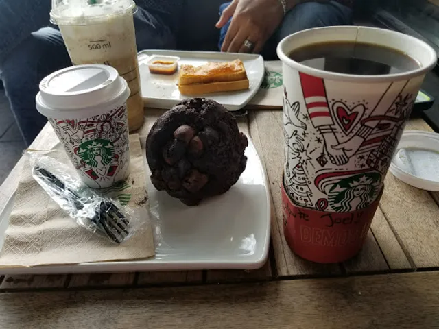 Starbucks Constitución DT