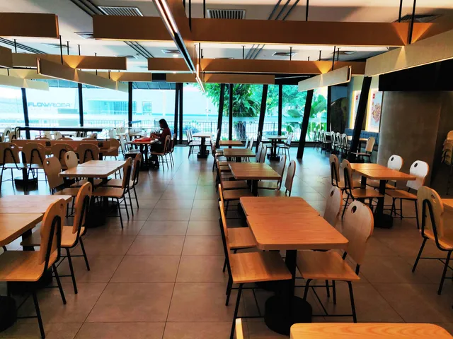 Richeese Factory One Utama