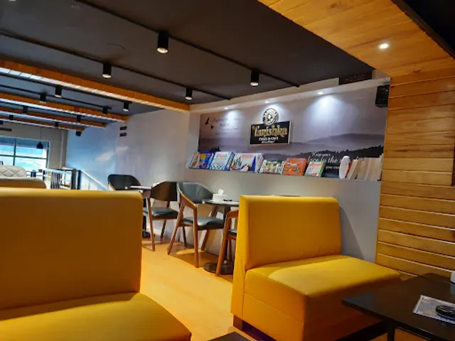 Tanishka Cakes & Cafe