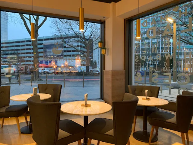 dean&david | Bowls, Salate, Curries & Snacks in Eschborn