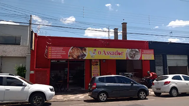 O Assador Frango na Brasa