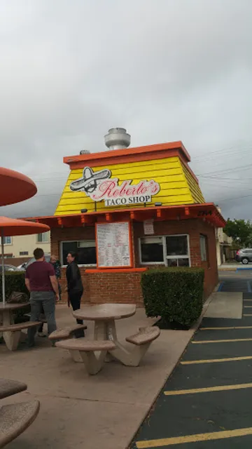 Roberto's Taco Shop
