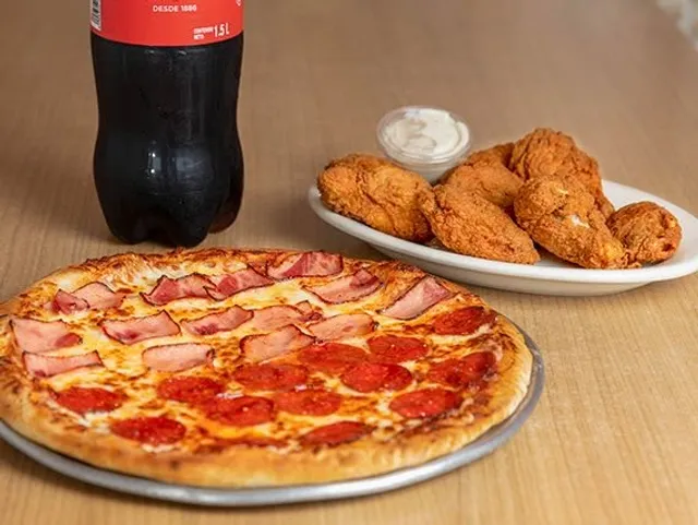 Pizzeria Brisas Del Golf