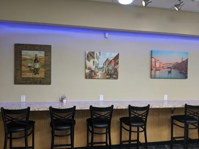 Omezzo pasta bowl + Rice & Curry Halal Bistro