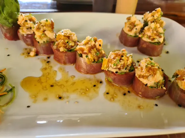 KAZOKU Restaurante & Bar