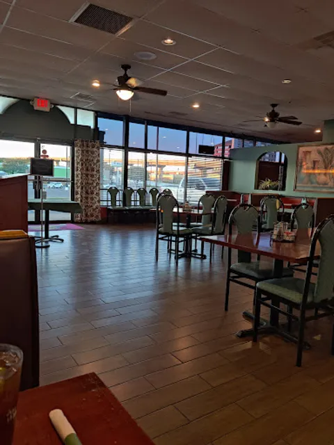 Los Reyes Mexican Grill