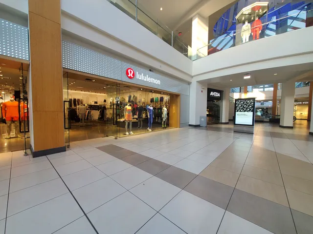 The Fashion Mall at Keystone
