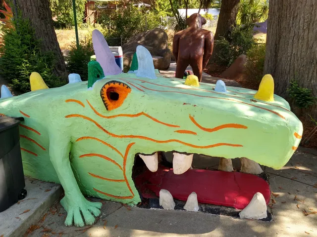 Pee Wee Golf & Arcade