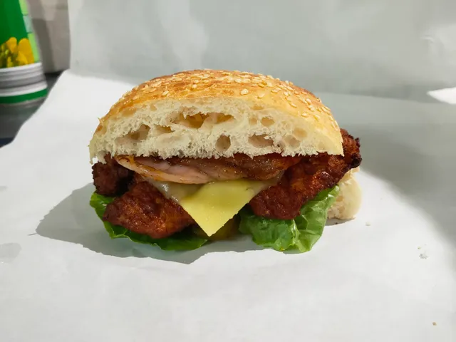 PC's Pizza & Burger Bar