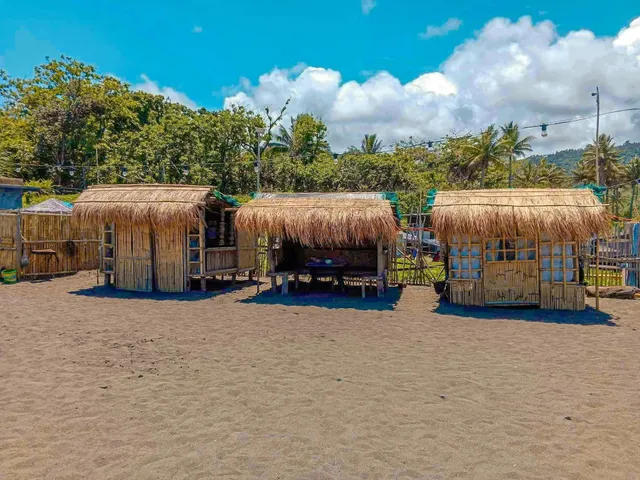 Sea La Vie Beachfront