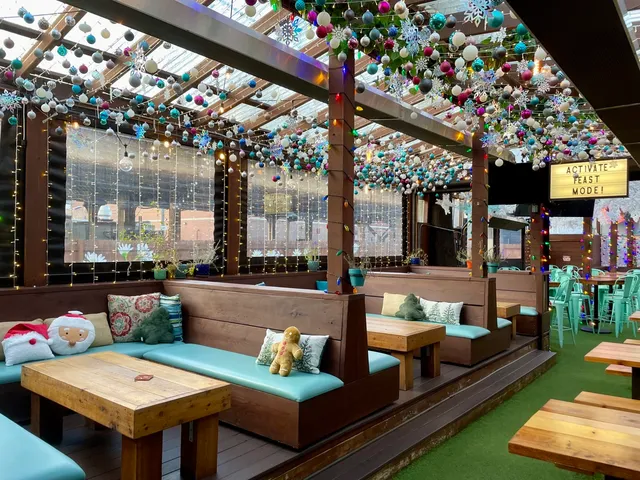 Homeslice Pizza + Patio